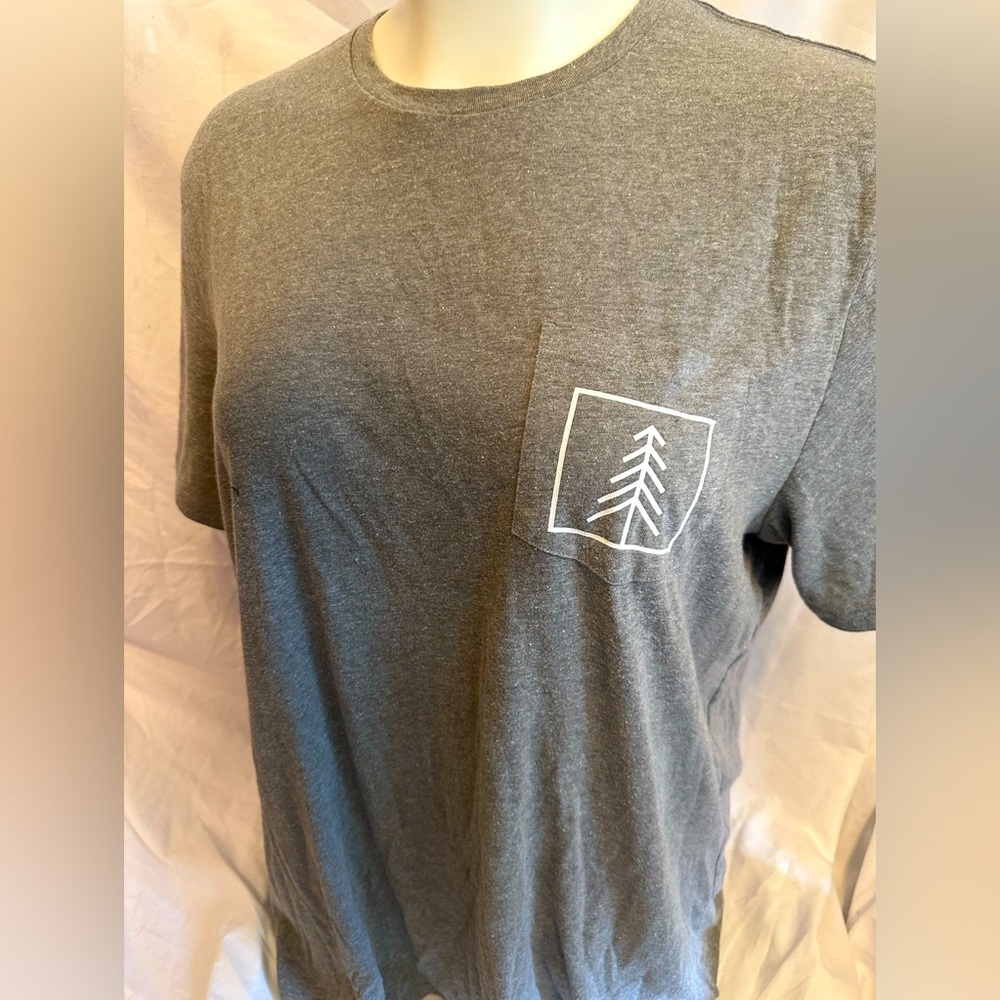 Men’s Old Navy Graphic Tee